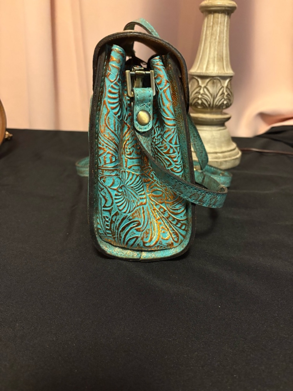Patricia Nash Turquoise and gold Embossed Leather Crossbody Bag - Picture 4 of 11